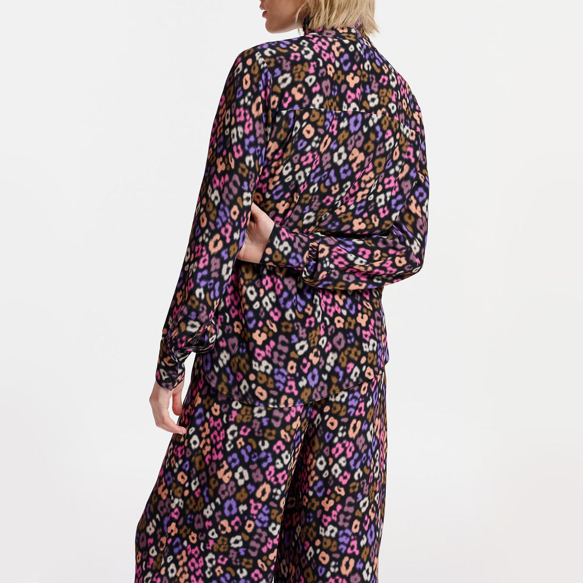 ESSENTIEL ANTWERP Ephraim Leopard Print Top in Black/Pink/Brown