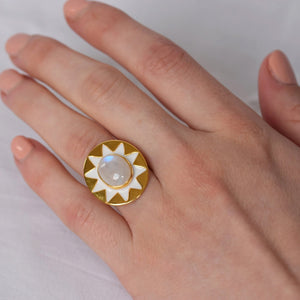 Sun and Moon Ring in Gold