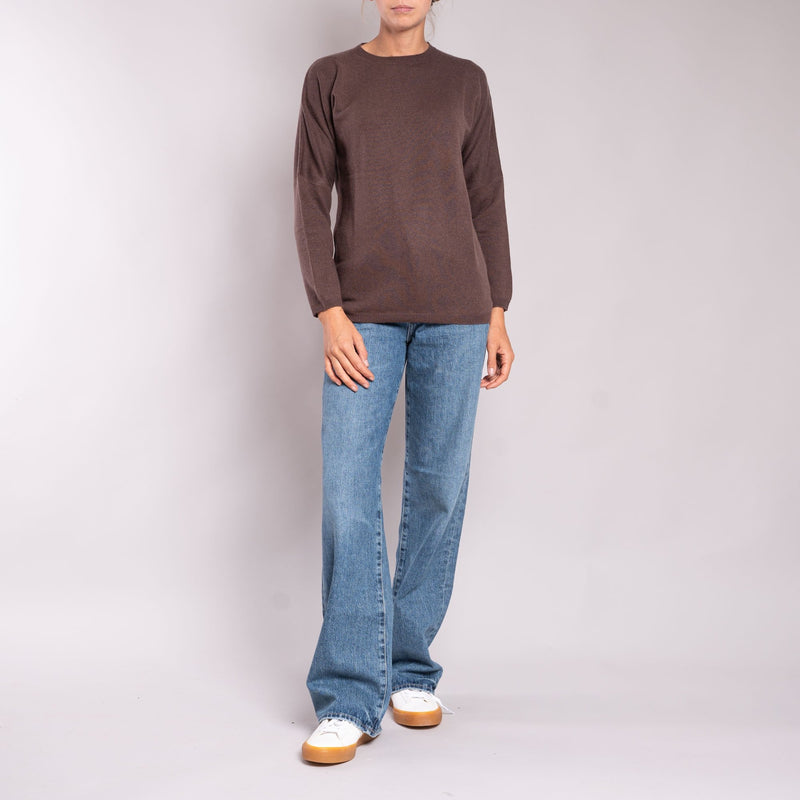 JEAN & TEMPLE Round Neck Jumper in Chocolate