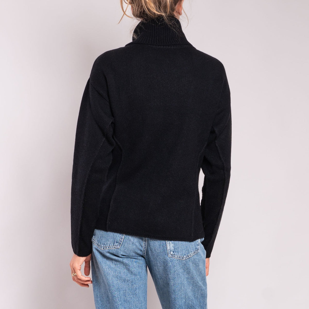 JEAN & TEMPLE Thick Roll Neck Jumper in Black