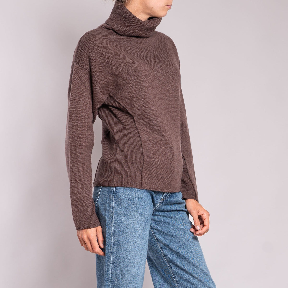 JEAN & TEMPLE Thick Roll Neck Jumper in Chocolate