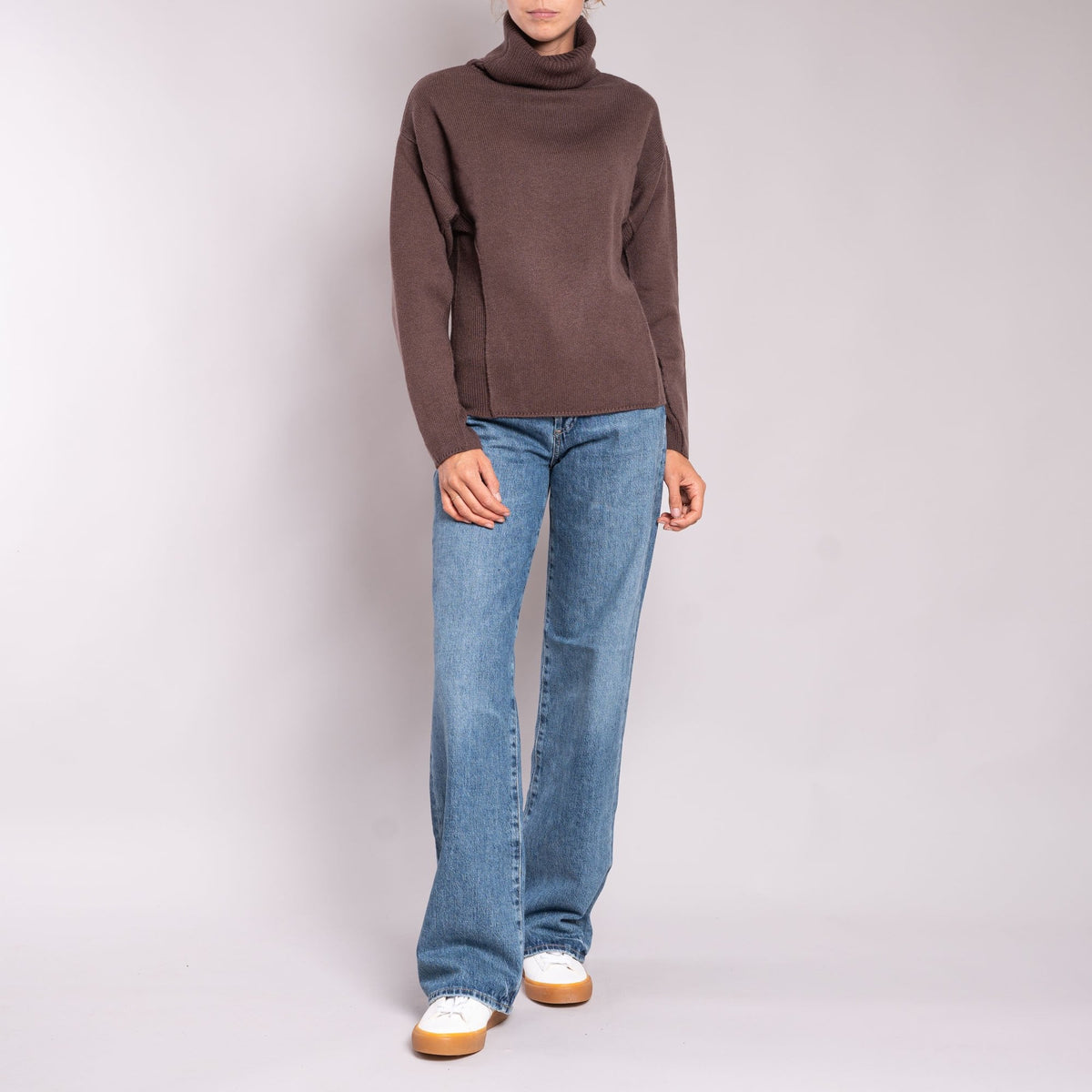JEAN & TEMPLE Thick Roll Neck Jumper in Chocolate