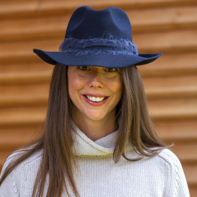 TRAVAUX EN COURS Felt Fedora with Mohair Band in Navy